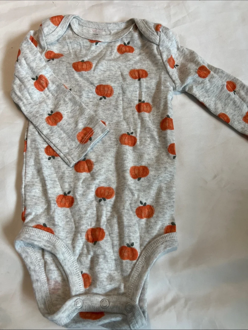 “Bundle 10/$13” carters 6MGrey Baby One-Piece Bodysuit with Orange Pumpkin Print